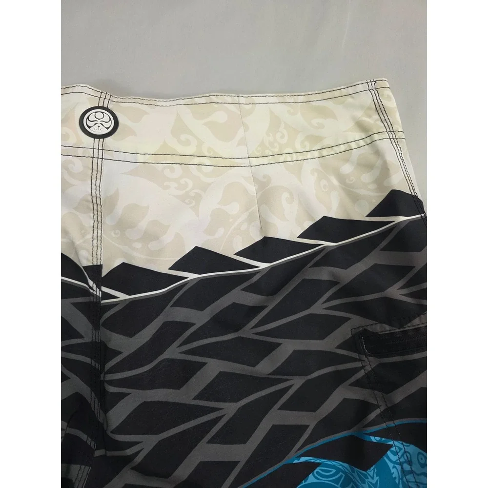 HIC Hawaiian Island Creations Board Shorts Mens Blue Tribal Print Swim Trunks